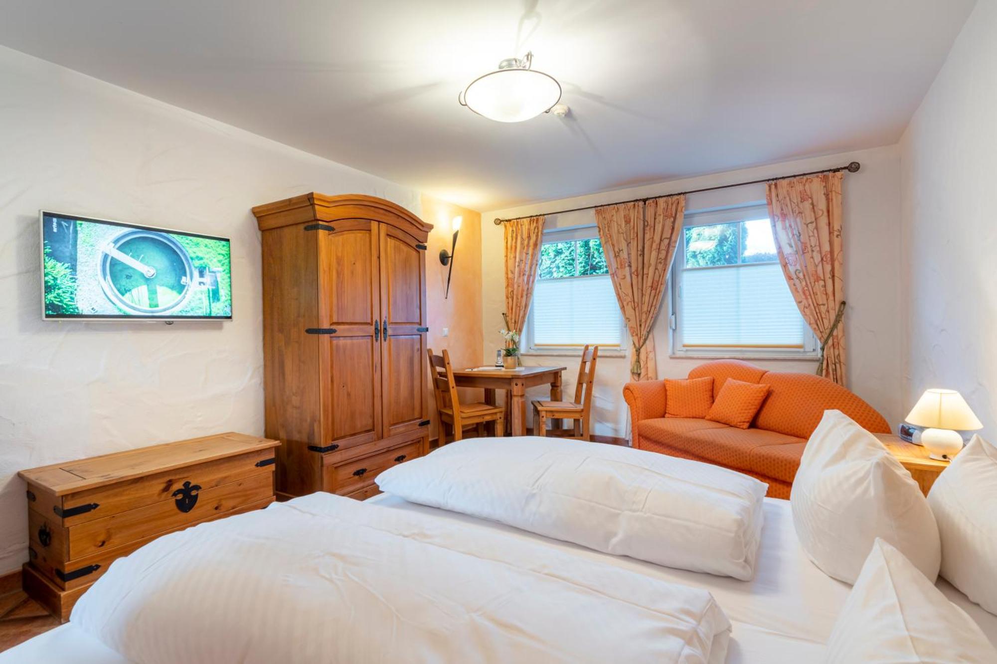 Zum Schlangenkoenig Hotel Burg Eksteriør billede