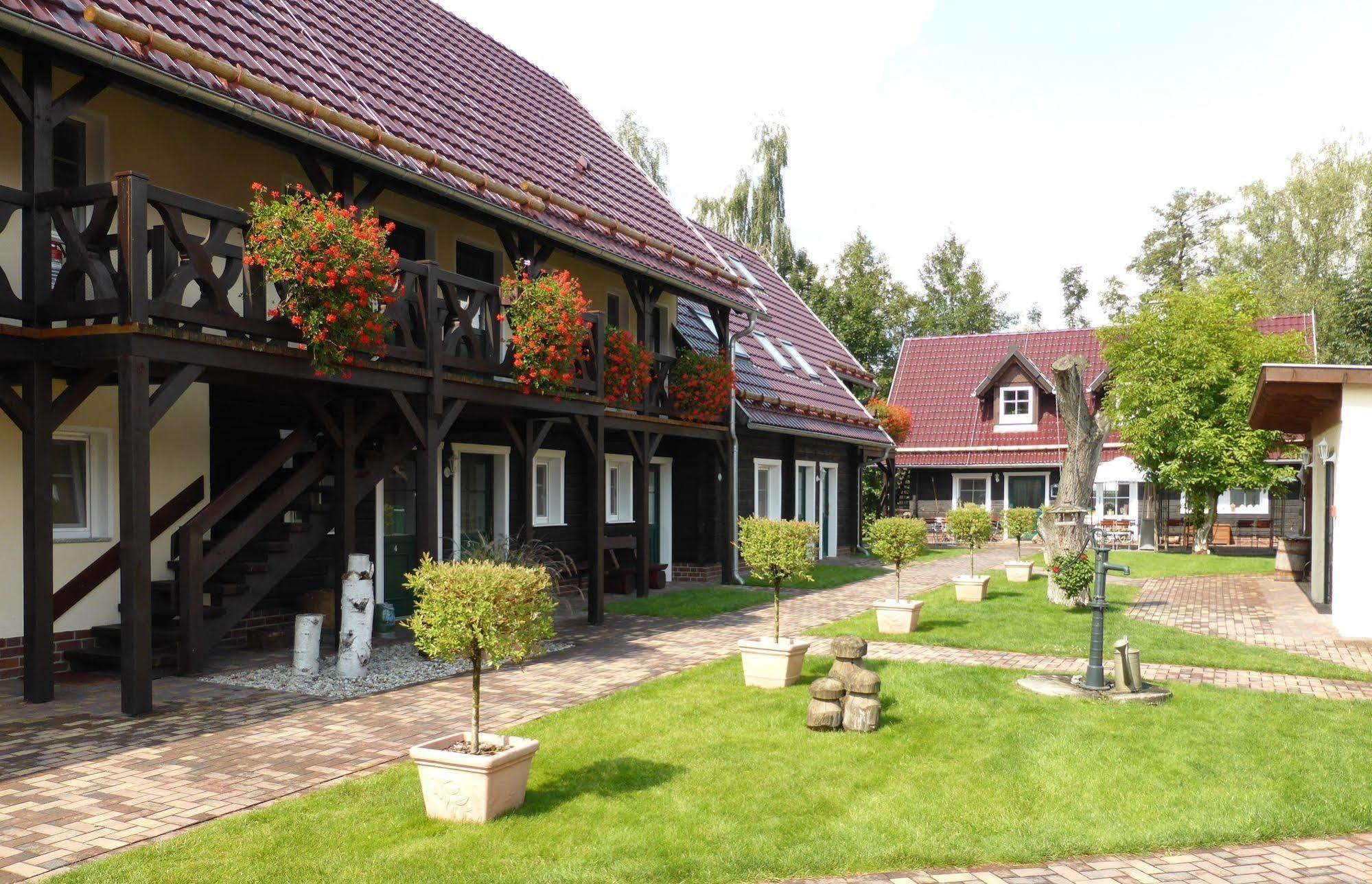Zum Schlangenkoenig Hotel Burg Eksteriør billede